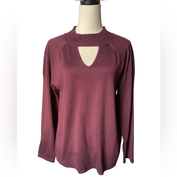 Cable & Gauge Plum Purple Pullover Sweater w/Cut Out & Beaded Top (Size: Large) - Picture 11 of 11